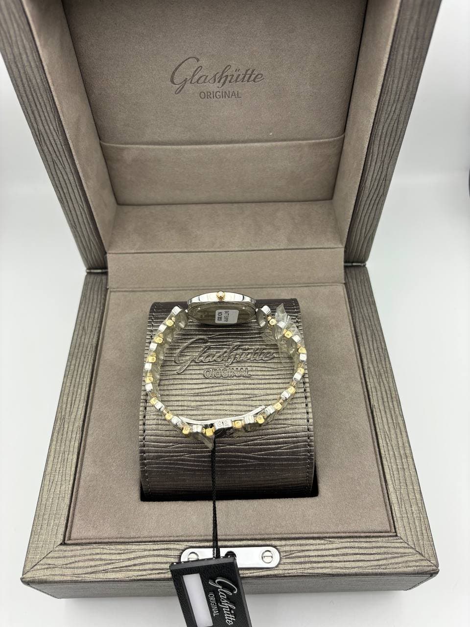 Glashutte Original Pavonina 4