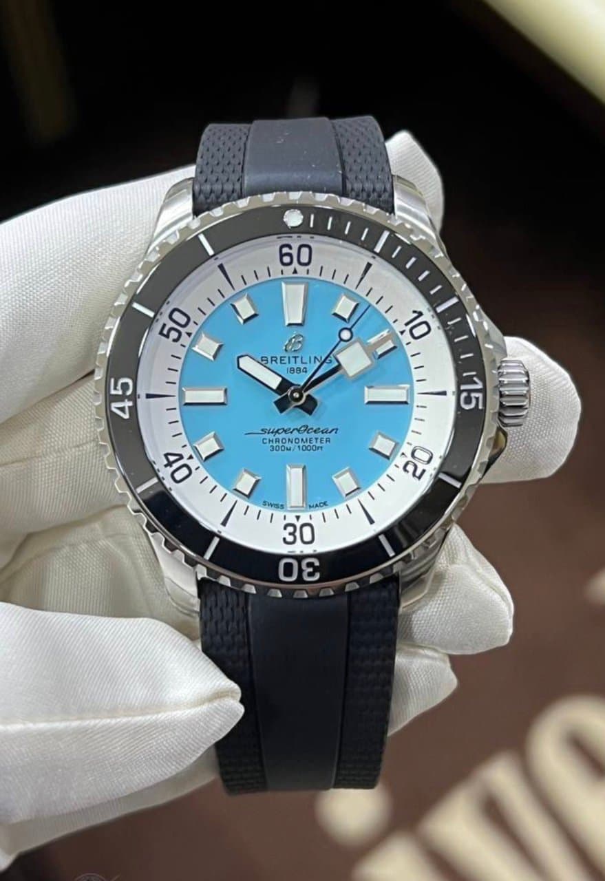 Breitling Superocean Automatic 44 4