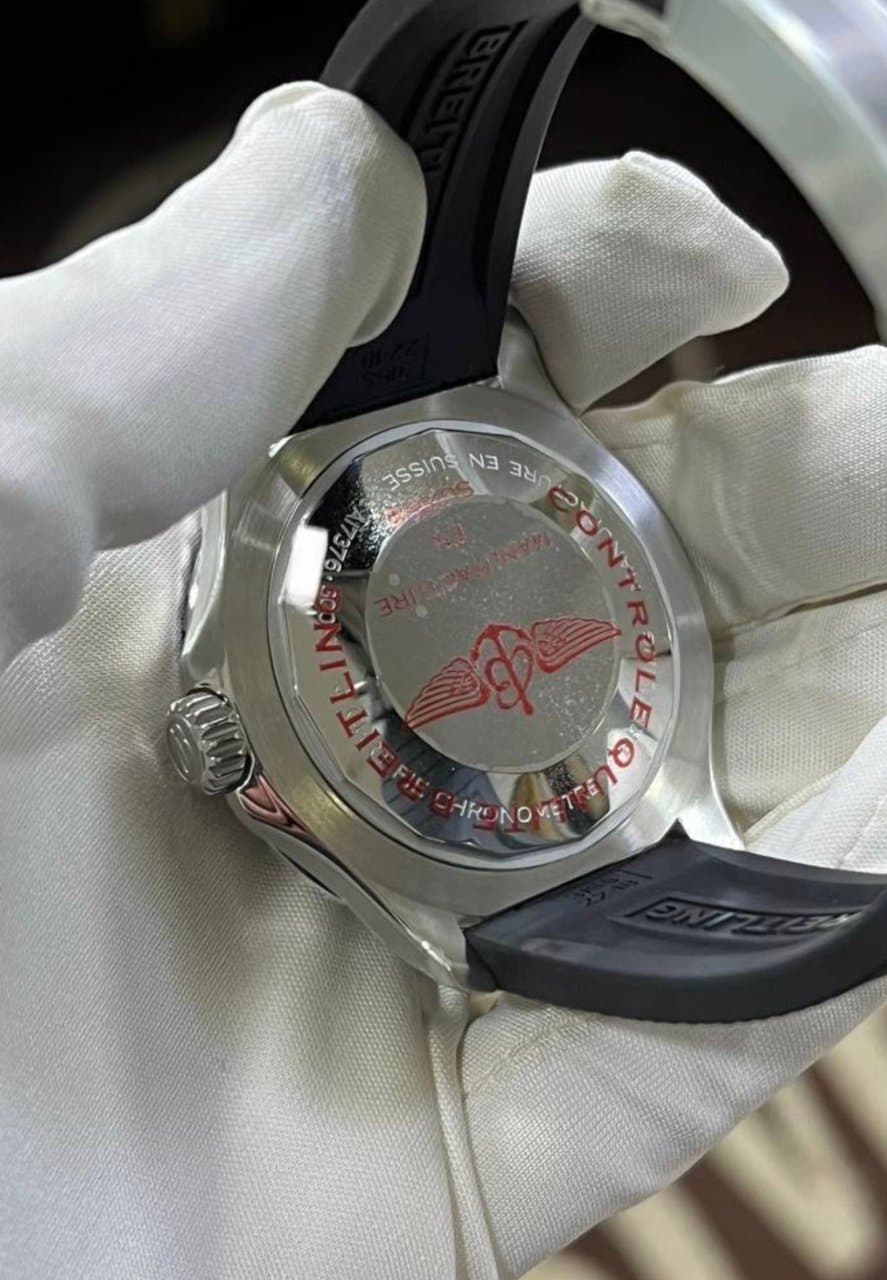 Breitling Superocean Automatic 44 6