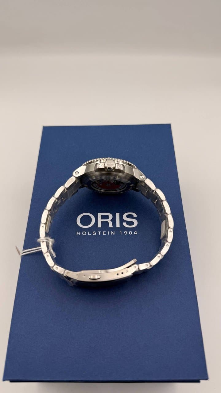 Oris Aquis Date Bracenet 4