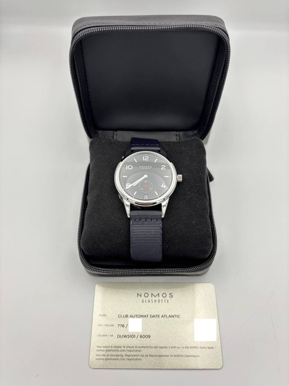 Nomos Club automatic date Atlantic 2