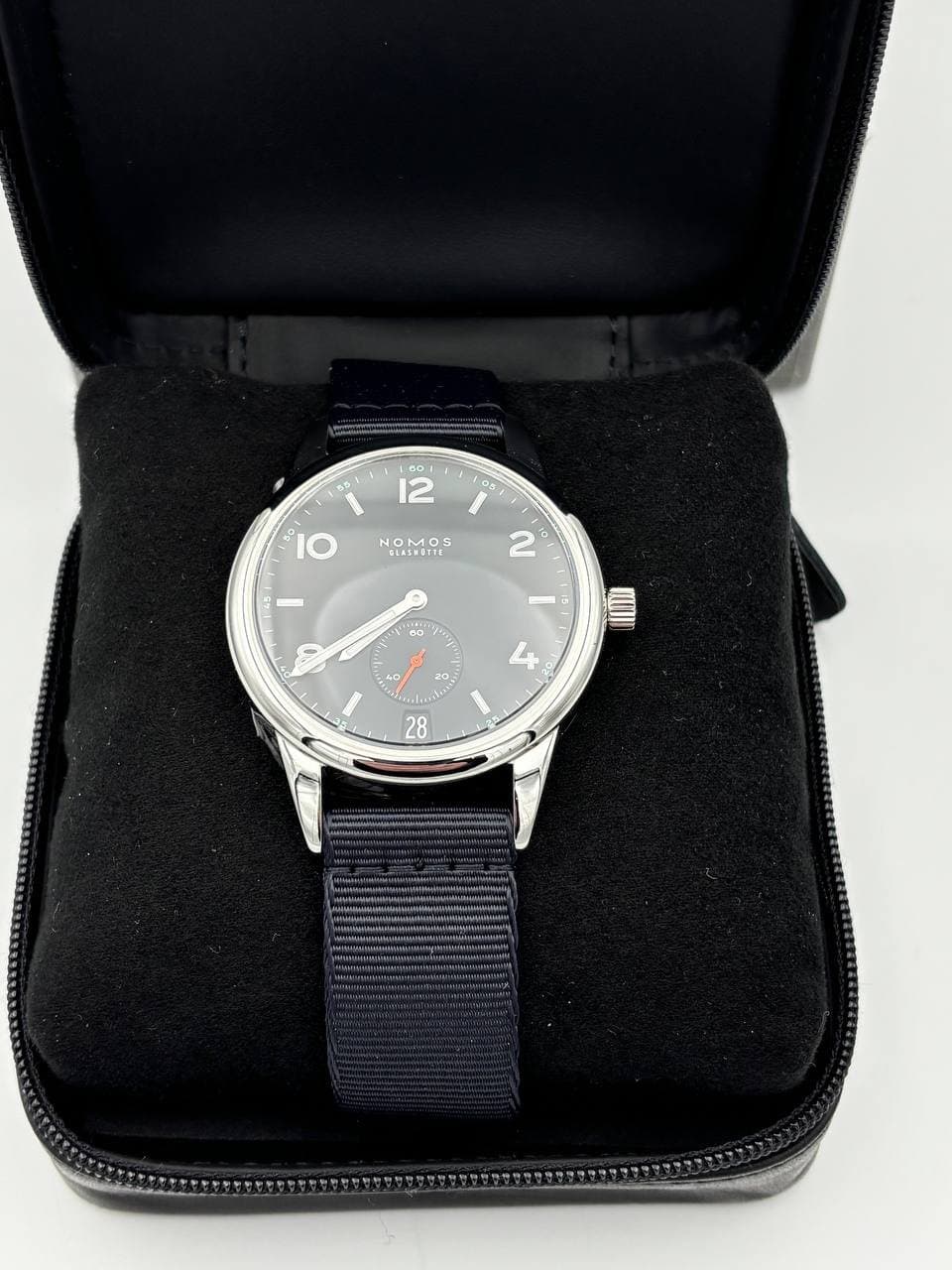 Nomos Club automatic date Atlantic