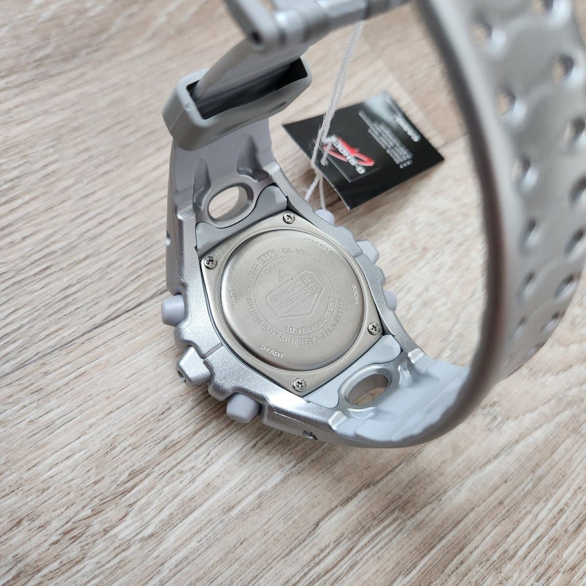 Casio G-Shock GA-V01A-8A 6