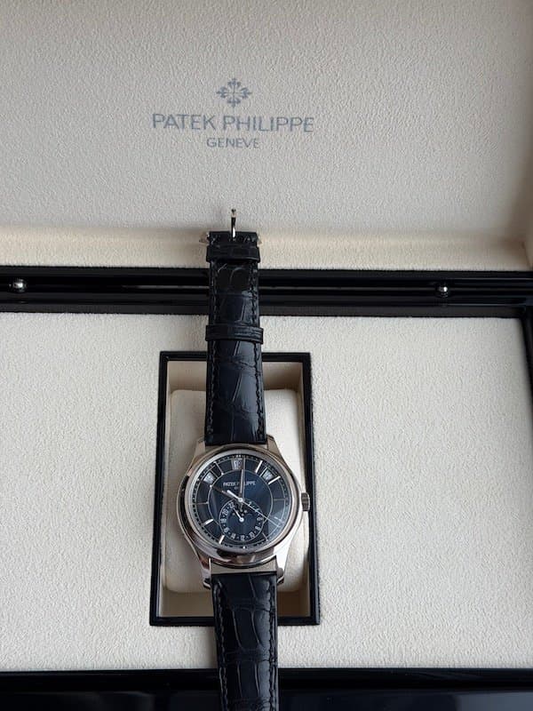 Patek Philippe Complications - Annual calendar NEW 5205G-0013 Синий 4