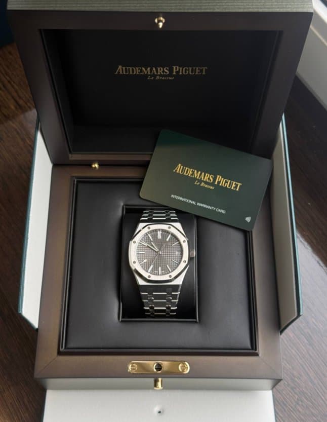 Audemars Piguet * ROYAL OAK SELFWINDING GREY DIAL 41 ММ - 15510ST.OO.1320ST.10 - 2024 9