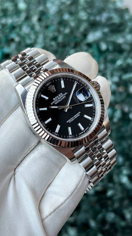 Rolex * DATEJUST 41 MM 126334-0018/ЧЕРНЫЙ ЦИФЕРБЛАТ/РИФЛЕНЫЙ БЕЗЕЛЬ/БРАСЛЕТ JUBILEE 4