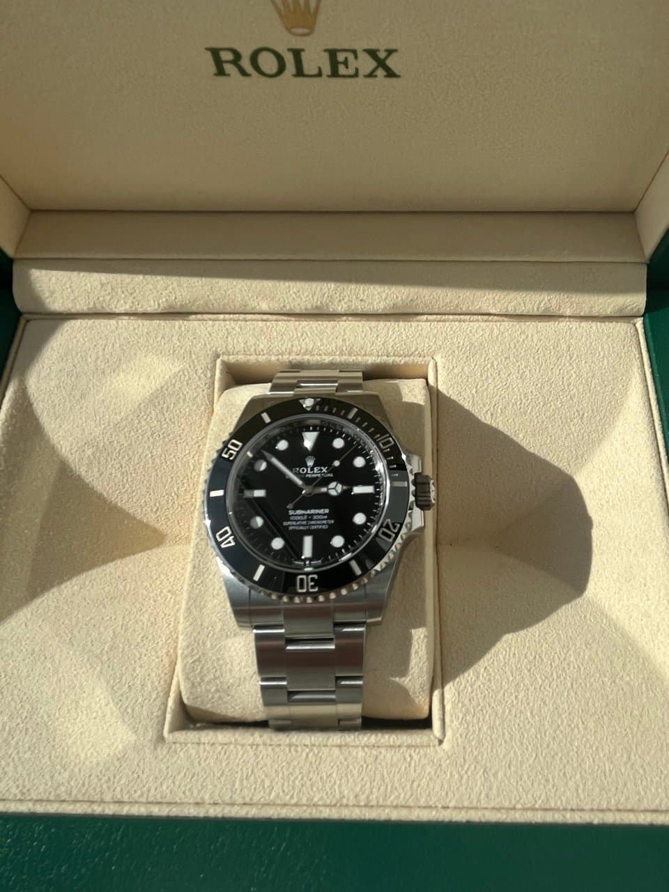 Rolex Submariner  41 mm (124060) 4