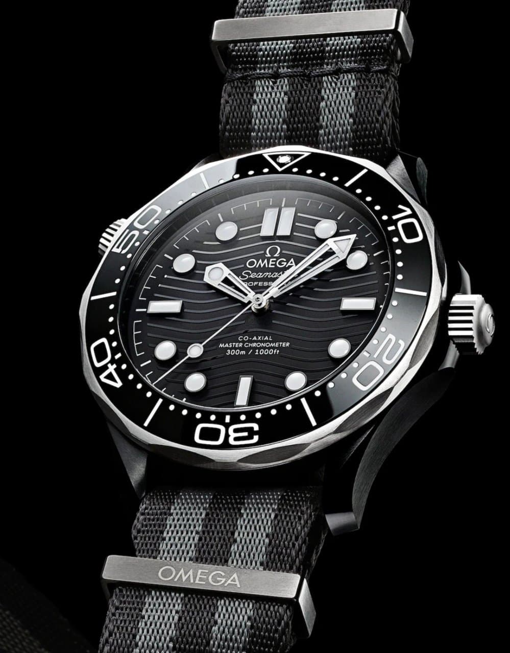 Omega * SEAMASTER DIVER 300M OMEGA CO‑AXIAL MASTER CHRONOMETER 43,5 MM 210.92.44.20.01.002 3