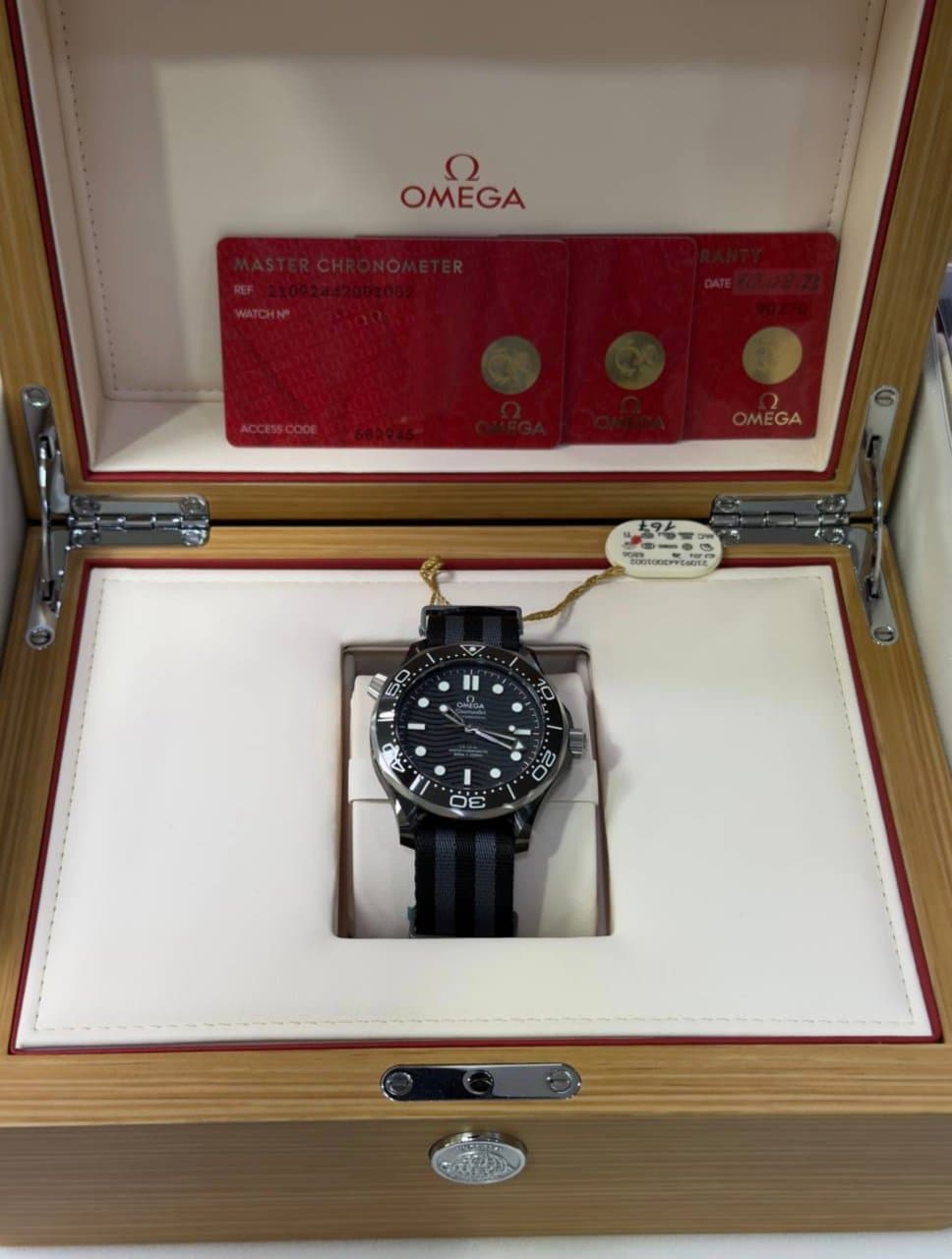 Omega * SEAMASTER DIVER 300M OMEGA CO‑AXIAL MASTER CHRONOMETER 43,5 MM 210.92.44.20.01.002 8