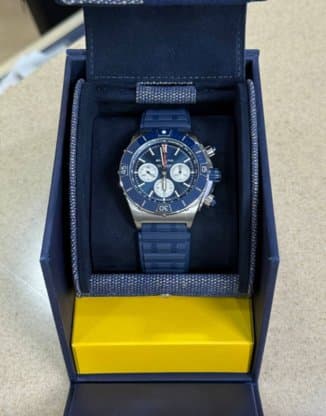 Breitling * SUPER CHRONOMAT B01 44ММ AB0136161C1S1/СИНИЙ ЦИФЕР С БЕЛЫМИ НАКОПИТЕЛЯМИ/СИНИЙ КАУЧУК 6