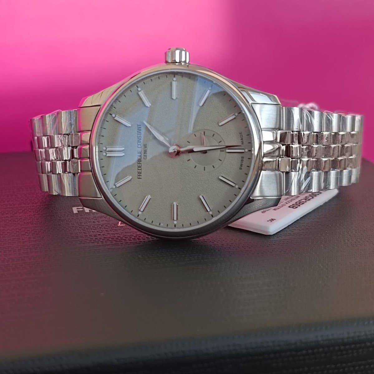 Frederique Constant из коллекции Classics Index Small Seconds Automatic//браслет//серо-зеленый мрамор 2