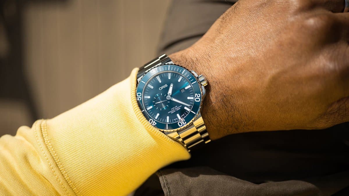Oris AQUIS SMALL SECONDE DATE AUTOMATIC DIVER ... ∅ 45,5 MM ... WR 500 ... СИНИЙ ЦИФЕРБЛАТ SUNRAY ... СЕКУНДА ОТДЕЛЬНО ... БЕЗЕЛЬ КЕРАМИКА ... КАУЧУК + СКЛАДНАЯ ЗАСТЕЖКА ☆ РИТЕЙЛ 300,000 ₽ ☆  - 43 % 2