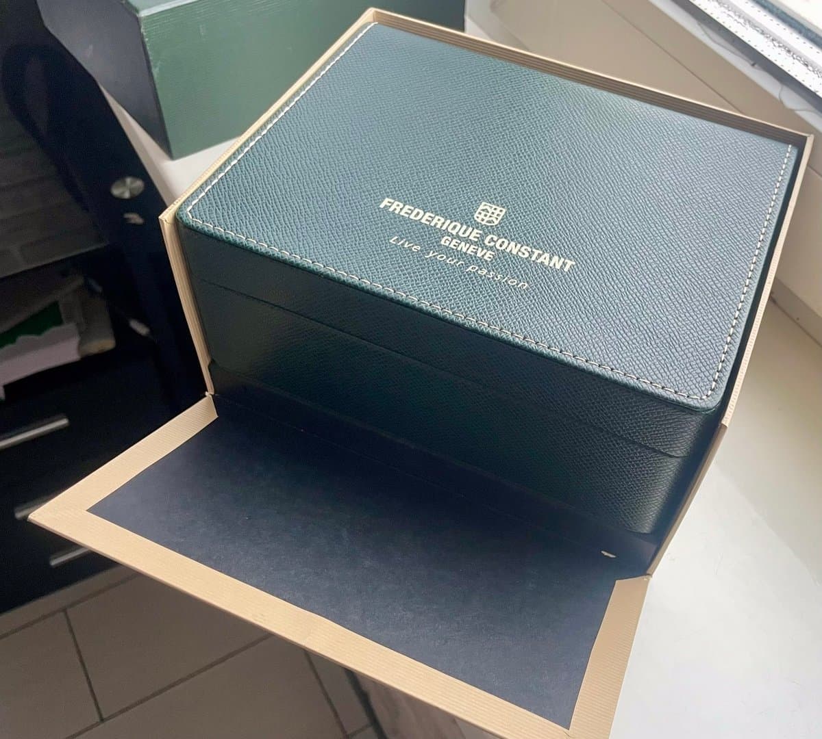 Frederique Constant FC-330/335X6B4/6 6