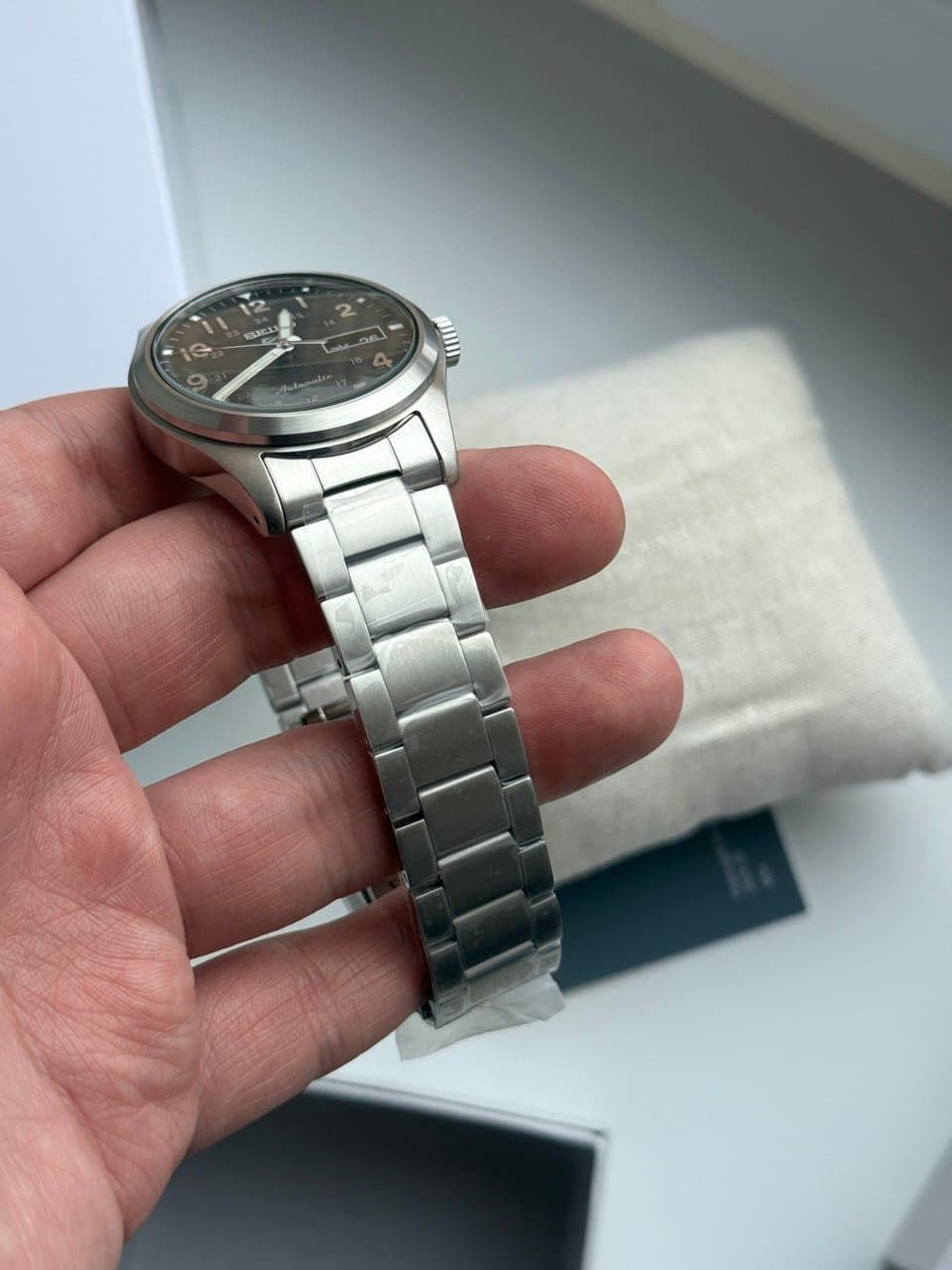 Seiko 5 SPORTS JDM SBSA111 FIELD MILITARY BLACK, КЛАССНЫЕ ФИЛДЫ С АРАБСКИМИ ЦИФРАМИ, ЧЁРНЫЙ ЦИФЕРБЛАТ, БРАСЛЕТ, РЕДКИЙ ЭКЗЕМПЛЯР, ВНУТРИЯПОНСКИЙ РЫНОК, ЯПОНСКАЯ СБОРКА. 7