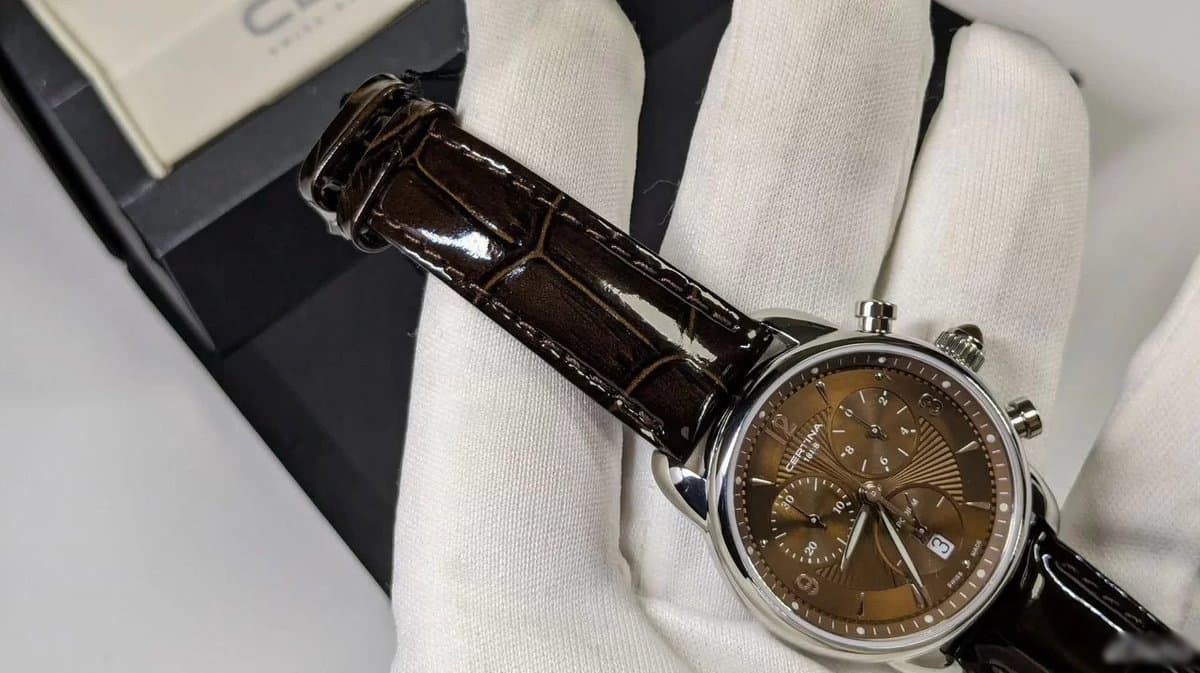 Certina C025.217.16.297.00 DS PODIUM CHRONOGRAPH гильошированный циферблат, коричневый кожаный ремешок, корпус 35мм (ЖЕНСКИЕ) 5