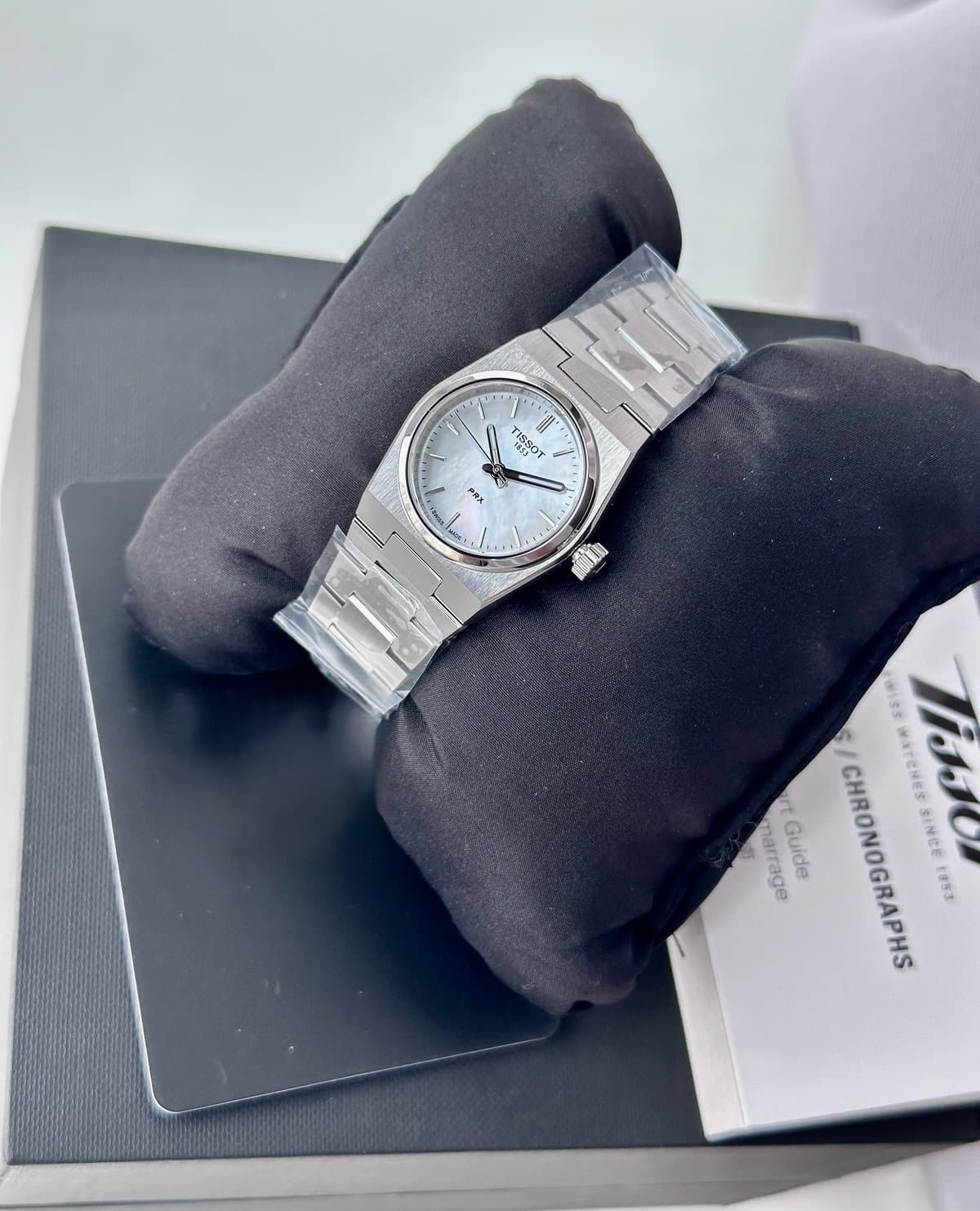 Tissot PRX 25mm T137.010.11.111.00. БРАСЛЕТ. САПФИР. 2