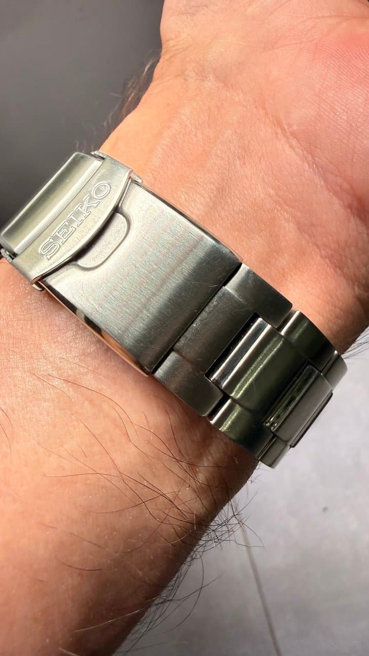 Seiko SNE589 2